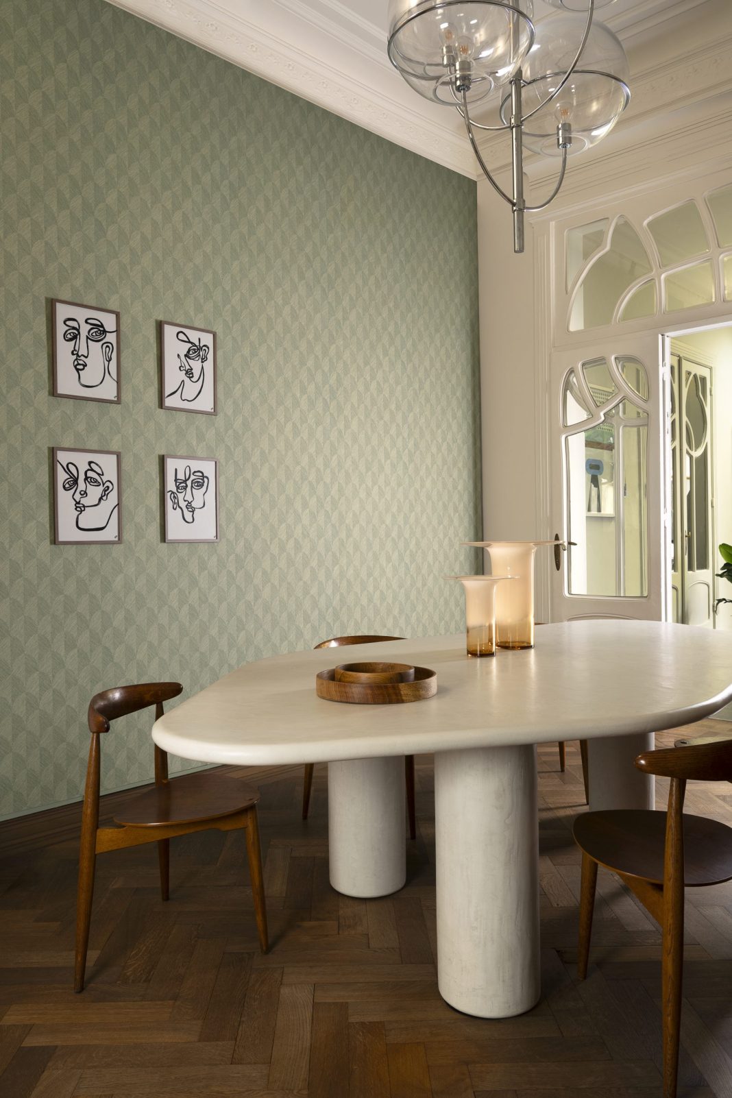 EssentialsLuxor_Horus_19430_Roomshot_Print_HR