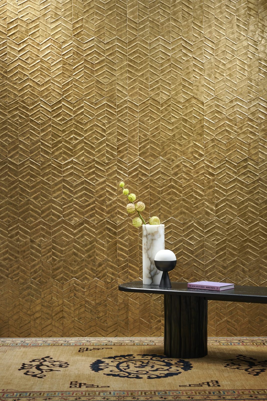 Luster_Lucea_70313_Roomshot_Print_HR Luster_Lucea_70313_Roomshot_Print_HR
