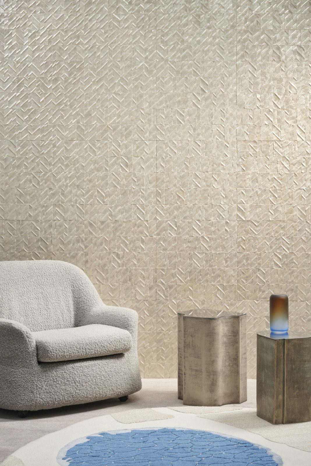 Luster_Perula_70301_Roomshot_Print_HR Luster_Perula_70301_Roomshot_Print_HR