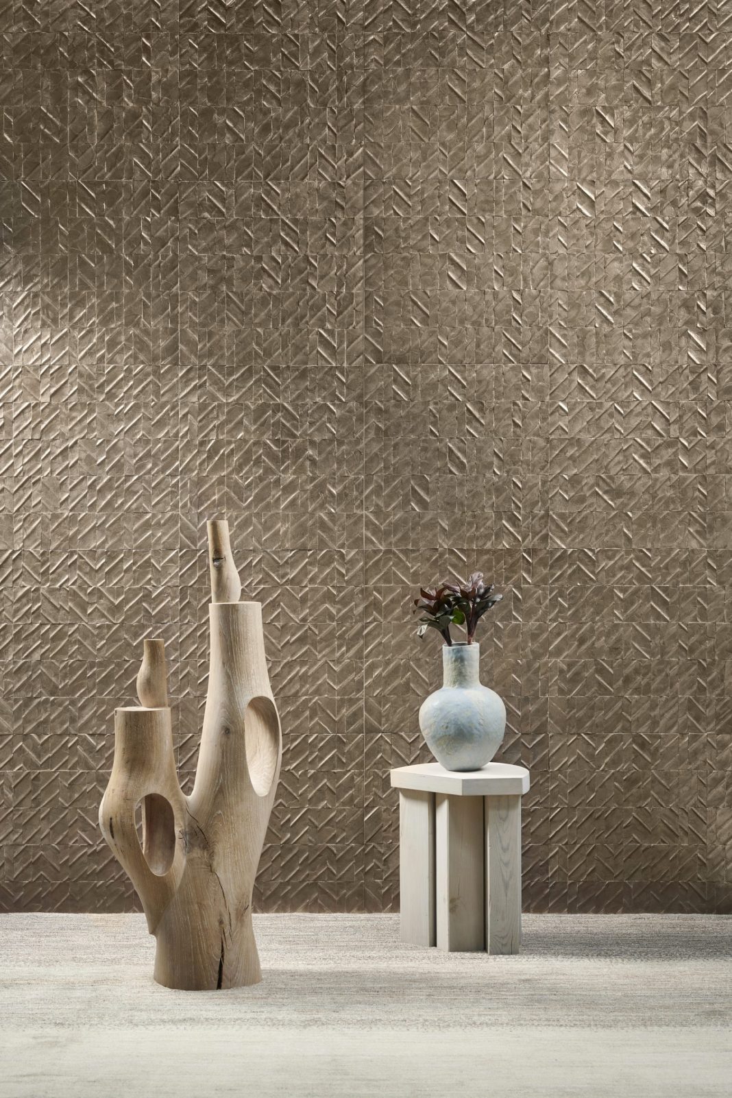 Luster_Perula_70302_Roomshot_Print_HR Luster_Perula_70302_Roomshot_Print_HR