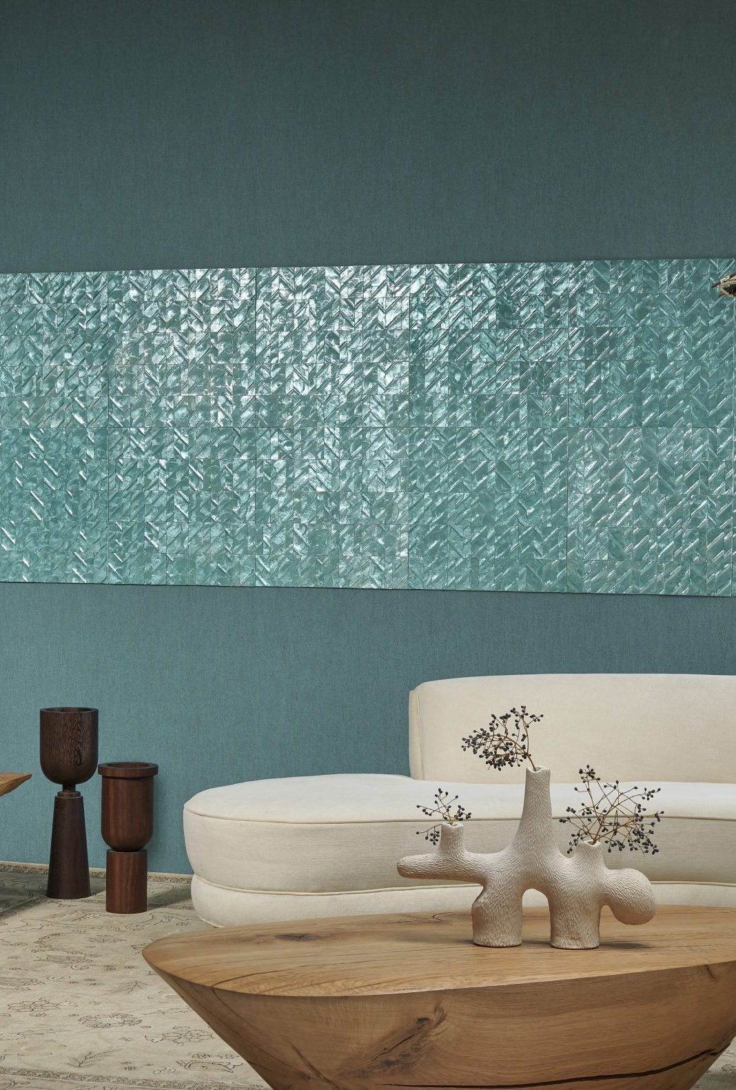 Luster_Perula_70303_Roomshot_Print_HR Luster_Perula_70303_Roomshot_Print_HR